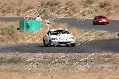 media/Jun-01-2025-CalClub SCCA (Sun) [[eae223c5dd]]/Group 5/Qualifying/
